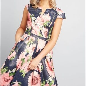 NWT ModCloth Floral Dress (With Pockets!)